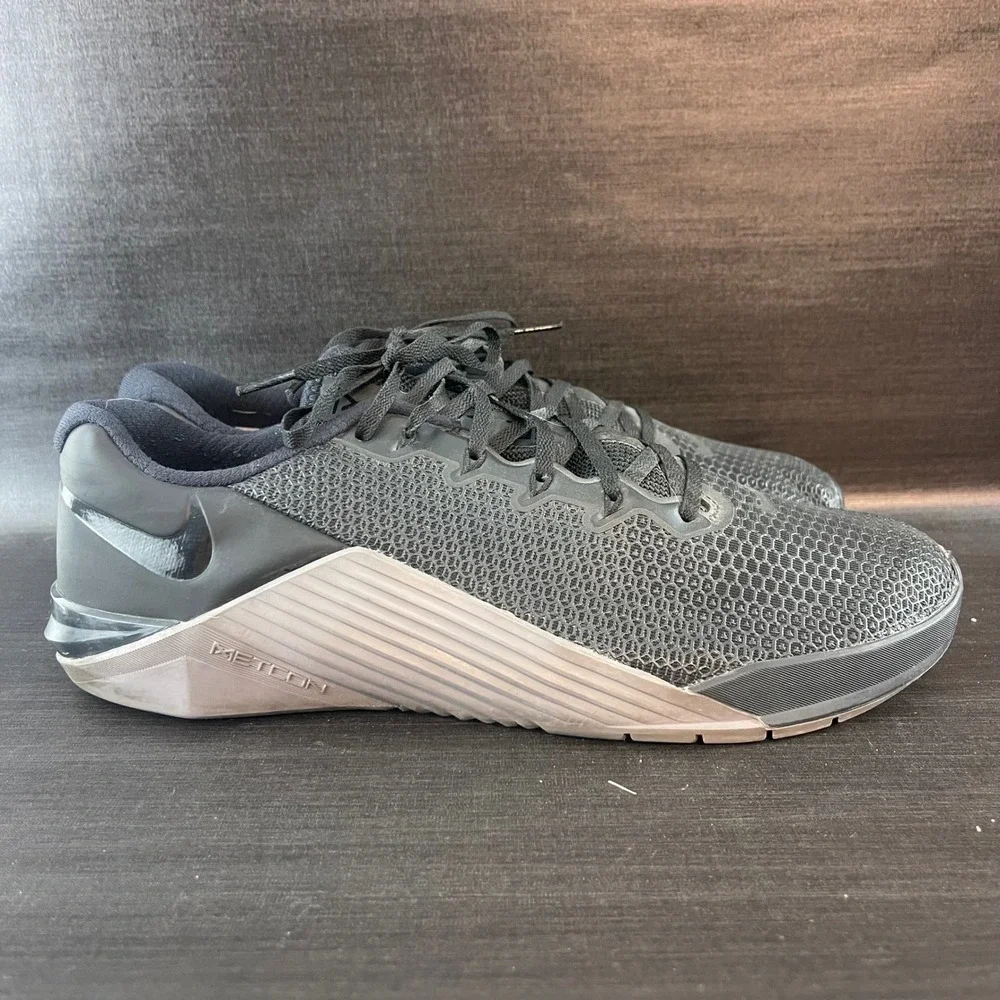 Nike Metcon 5 Gunsmoke Men's 11.5 Black Grey Training‎ Running Shoes AQ1189-001